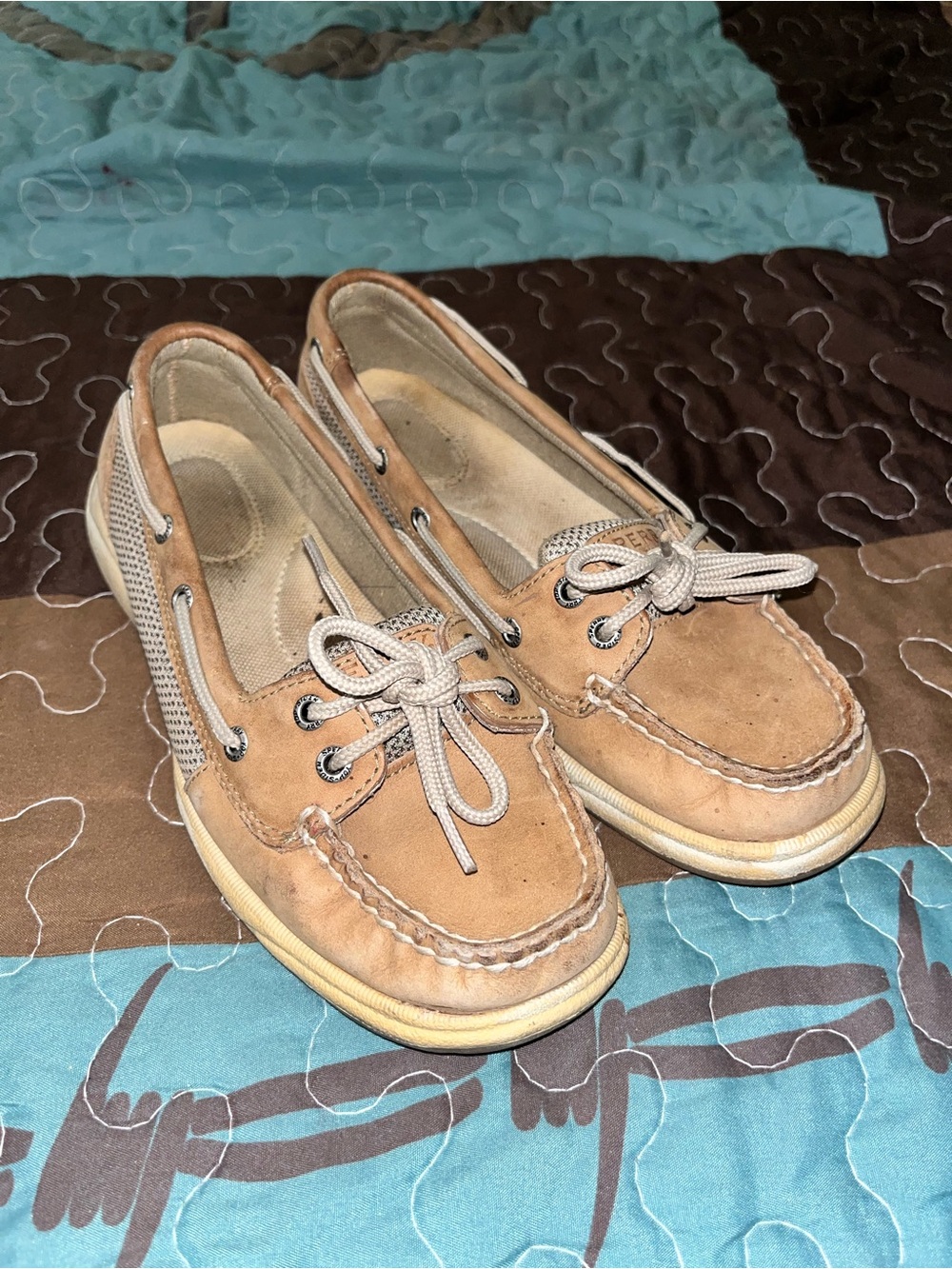 Sperry Women's Tan Suede Moccasin-Style Boat Shoes